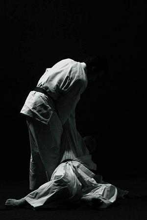 24時間営業のフィットネスジム：エニタイムフィットネス浜松町汐留店の全貌と魅力